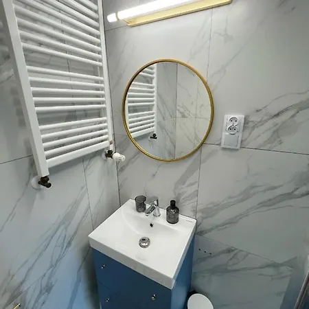 Dubois Apartment *